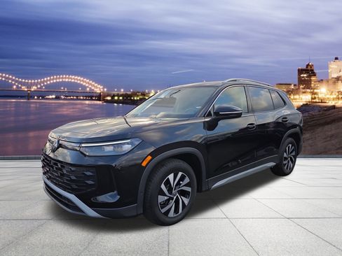 New 2026 Volkswagen Tiguan S image 1