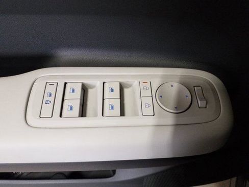 New 2026 Hyundai Santa Fe SE image 12