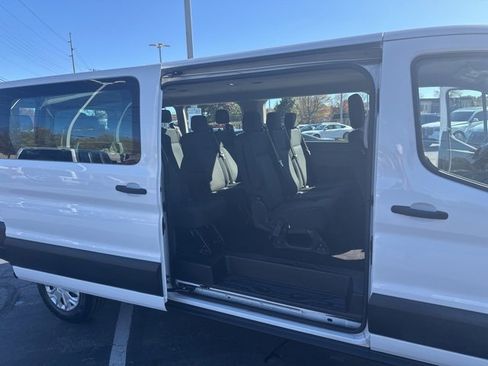 Used 2023 Ford Transit 350 XLT image 19