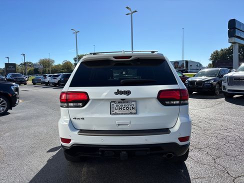 Used 2016 Jeep Grand Cherokee Limited 75th Anniversary image 6