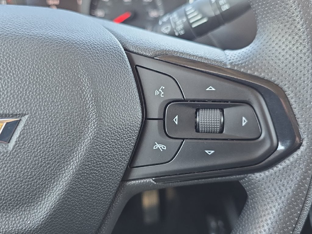 Used 2023 Chevrolet TrailBlazer LT FWD image 17