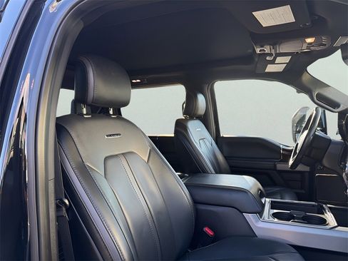 Used 2017 Ford F350 Platinum w/ Platinum Ultimate Package image 6