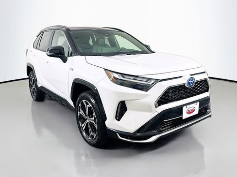 Used 2024 Toyota RAV4 XSE w/ Weather Package AWD/4WD image 3