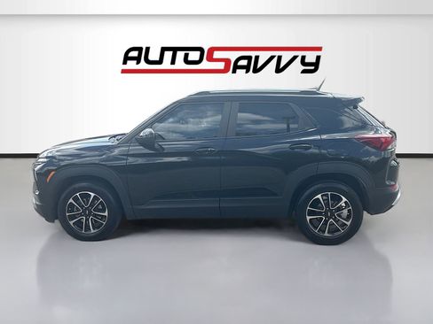 Used 2024 Chevrolet TrailBlazer LT w/ LT Cold Weather Package FWD image 4
