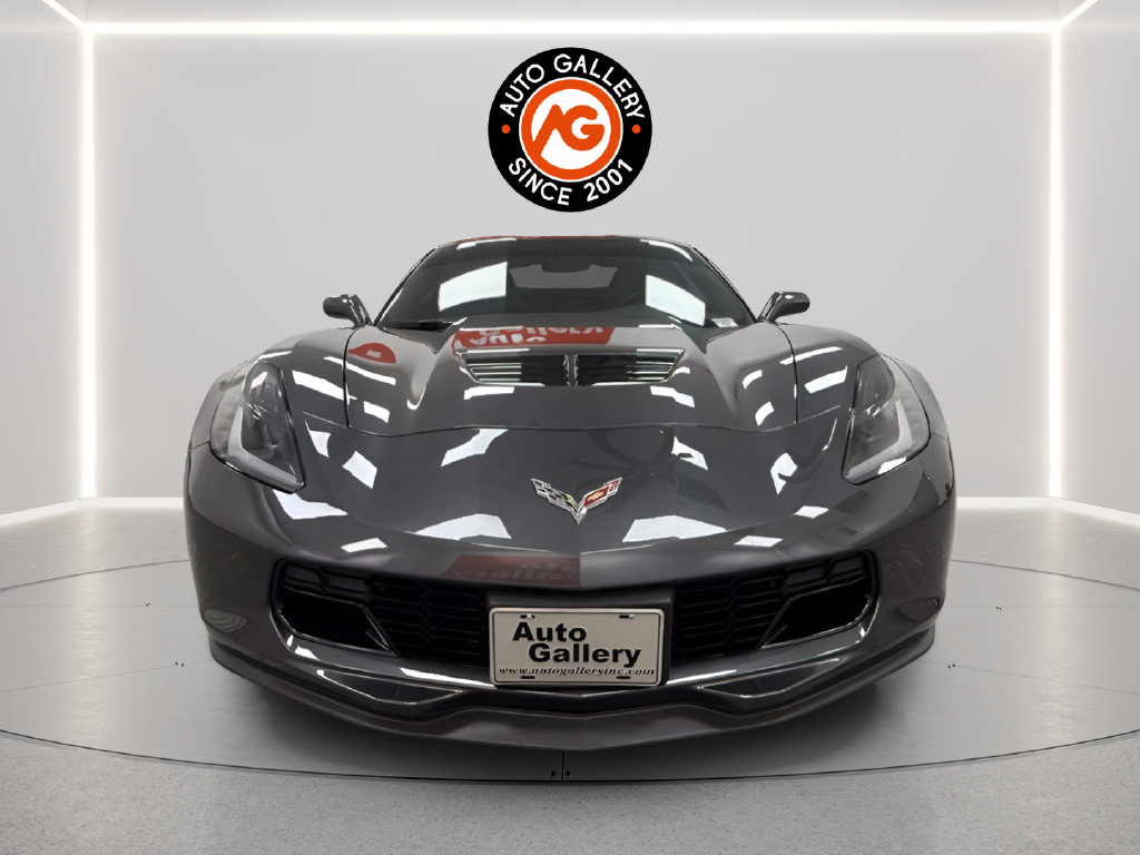 Used 2017 Chevrolet Corvette Z06 w/ Chrome Badge Package RWD image 2