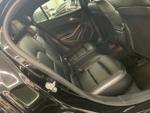 Used 2019 Mercedes-Benz GLA 250 4MATIC image 14