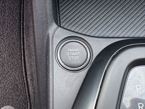 Certified 2025 Kia K4 FWD image 24