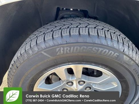 Used 2019 Chevrolet Tahoe LT image 29