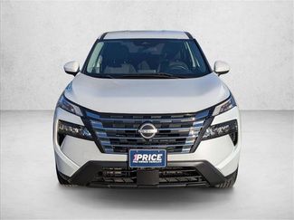 Used 2024 Nissan Rogue SV video 2