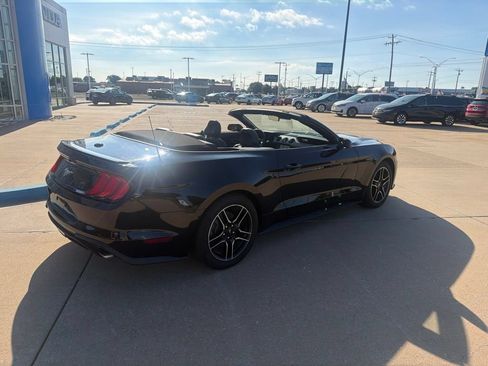 Used 2022 Ford Mustang Premium RWD image 11