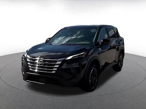 Used 2025 Nissan Rogue SV AWD/4WD image 7