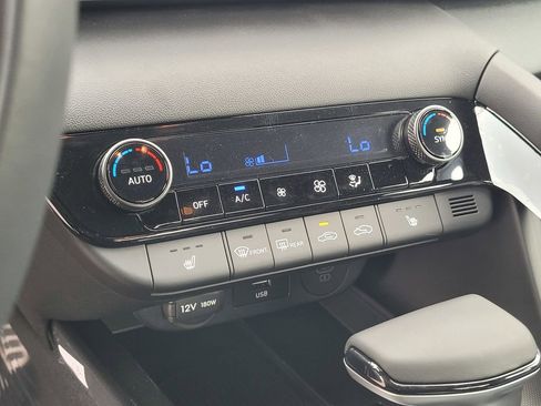 New 2026 Hyundai Elantra SEL Sport image 18