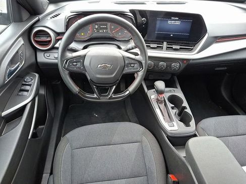 Used 2024 Chevrolet Trax RS w/ Driver Confidence Package image 20