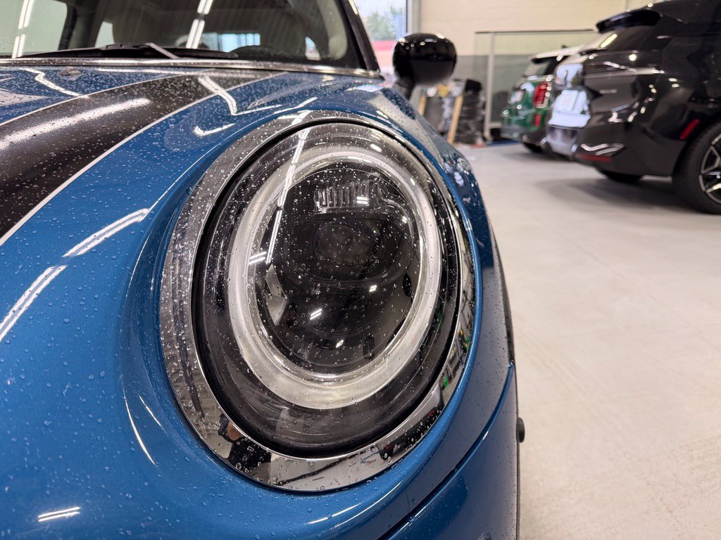 Certified 2023 MINI Cooper S FWD image 9