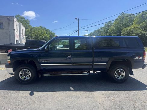 Used 2002 Chevrolet Silverado 2500 LS w/ Snow Plow Prep Pkg AWD/4WD image 2