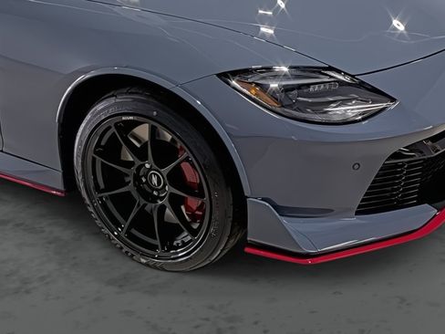 New 2026 Nissan Z NISMO w/ Floor Mat Package RWD image 15