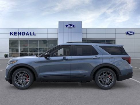 New 2026 Ford Explorer ST-Line image 3