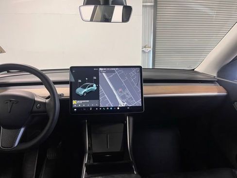 Used 2021 Tesla Model Y 2WD image 20