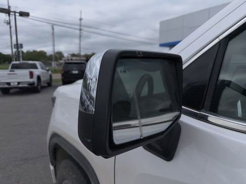 Used 2024 GMC Sierra 1500 Denali w/ Technology Package image 32