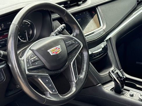 Used 2023 Cadillac XT5 Premium Luxury AWD/4WD image 19