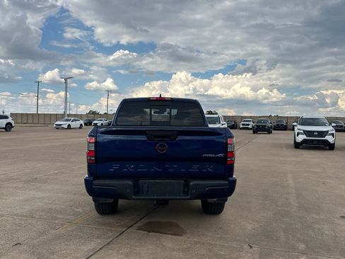 Used 2022 Nissan Frontier PRO-4X AWD/4WD image 21