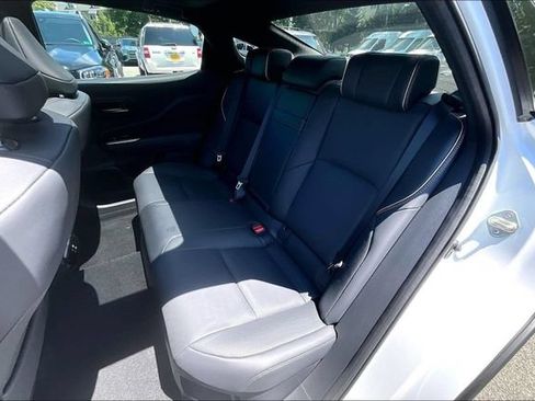 Used 2026 Toyota Crown Platinum AWD/4WD image 17