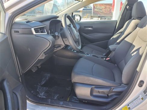 Used 2020 Toyota Corolla LE w/ LE Premium Package image 14
