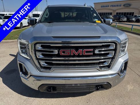 Used 2021 GMC Sierra 1500 SLT image 2