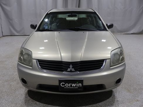 Used 2008 Mitsubishi Galant ES FWD image 7