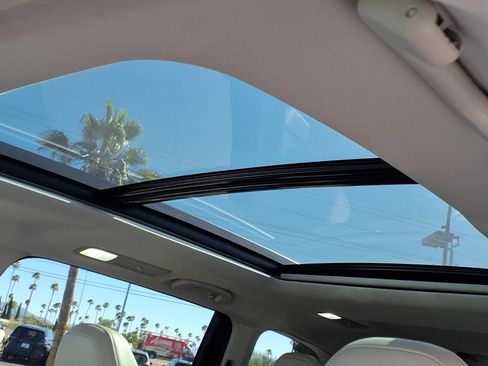 Certified 2022 Subaru Ascent Limited w/ Technology Package image 8