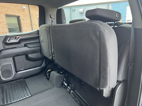 Used 2022 Chevrolet Silverado 1500 LT image 26