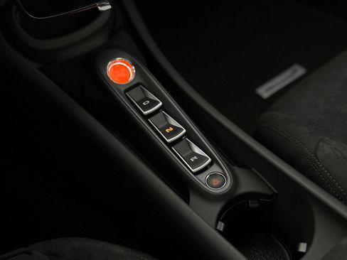 New 2025 McLaren Artura Spider image 12