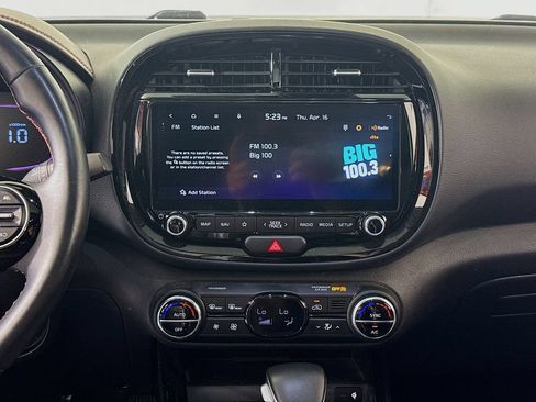 Used 2024 Kia Soul GT-Line FWD image 15