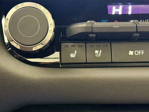 New 2026 Toyota Tundra Capstone AWD/4WD image 17