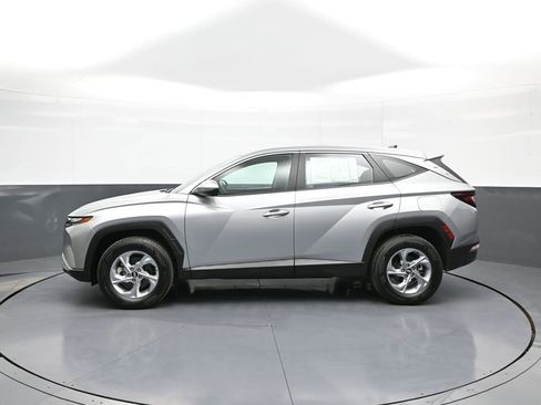 Used 2023 Hyundai Tucson SE image 9