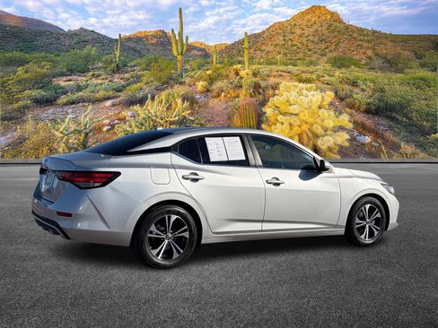 Used 2023 Nissan Sentra SV image 4