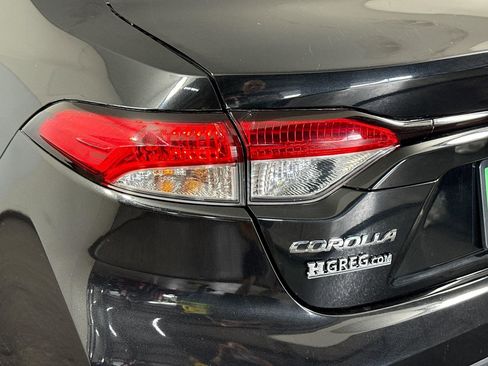Used 2022 Toyota Corolla LE image 35