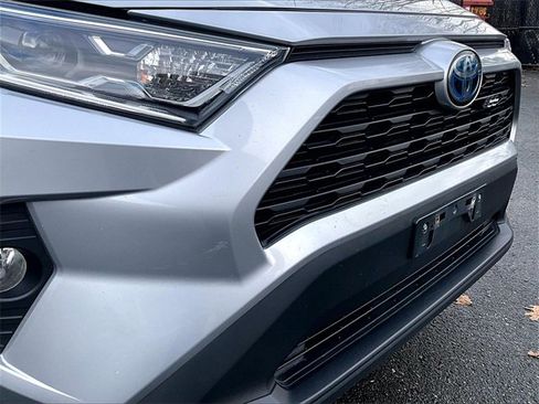 Used 2019 Toyota RAV4 XLE image 30