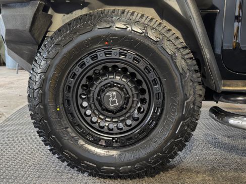 Used 2008 HUMMER H2 image 11