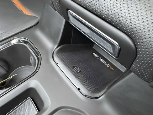 Used 2022 GMC Sierra 1500 AT4 w/ AT4 Premium Package image 18