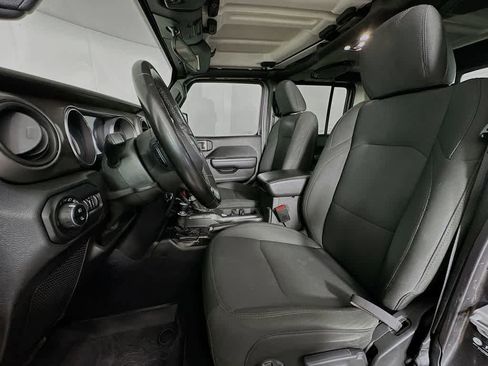 Used 2021 Jeep Gladiator Sport AWD/4WD image 12