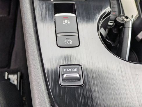 Used 2023 Nissan Rogue SV w/ SV Premium B Package image 26