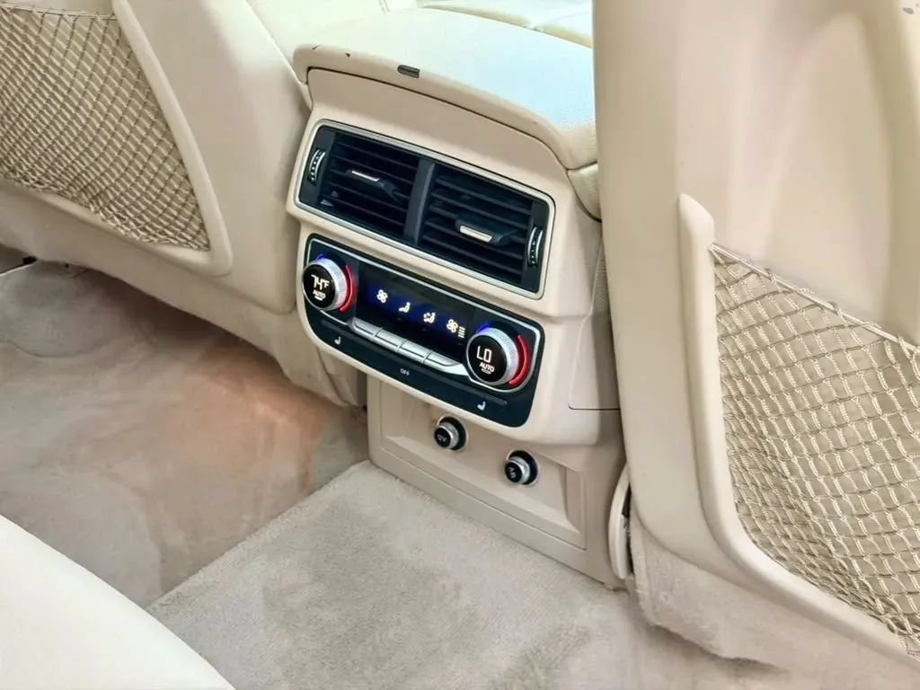 Used 2018 Audi Q7 3.0T Premium Plus AWD/4WD image 14