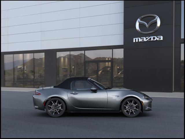 Used 2026 MAZDA MX-5 Miata Grand Touring RWD image 5