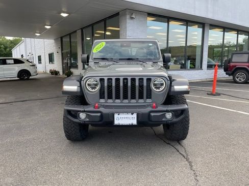 Used 2022 Jeep Gladiator Rubicon w/ LED Lighting Group AWD/4WD image 2