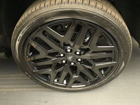 New 2026 Ford Expedition Max Platinum AWD/4WD image 9