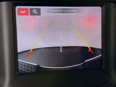 Used 2024 RAM 2500 Big Horn w/ Bed Utility Group image 19