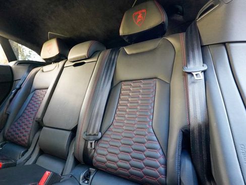 Used 2019 Lamborghini Urus AWD/4WD image 75