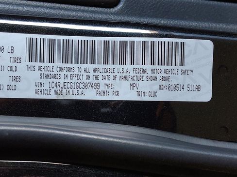 Used 2016 Jeep Grand Cherokee Overland image 33