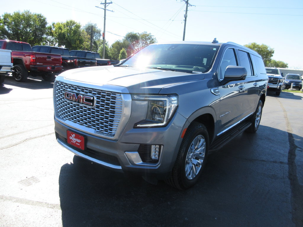 Certified 2021 GMC Yukon XL Denali AWD/4WD image 11